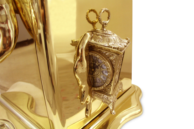 Luxury Details - The Dalí Safe