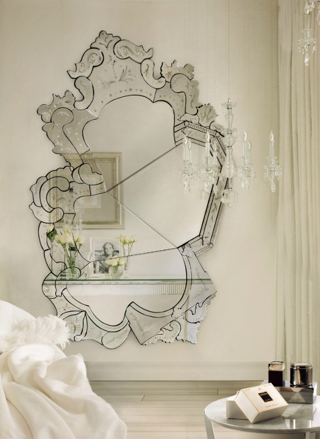 Get Stunning Wall Mirrors Ideas for the Bedroom