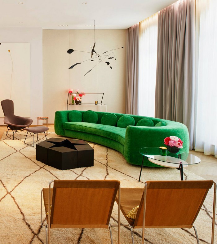 Seductive Curved Sofas For A Modern Living Room Design