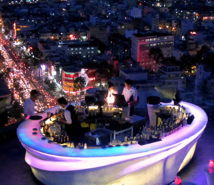 "Chill Sky Bar-Saigon"