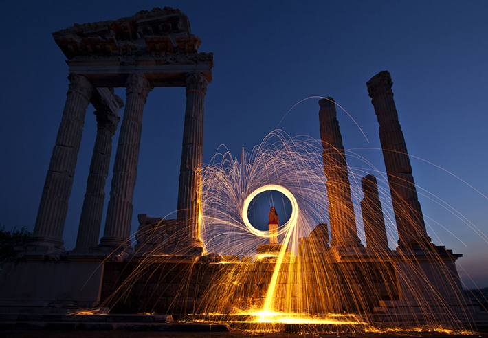 “Today we for you a collection of 15 amazing photos taken at the right moment.”