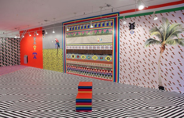 The beautiful, colorful and sticking work of Dominique Pétrin