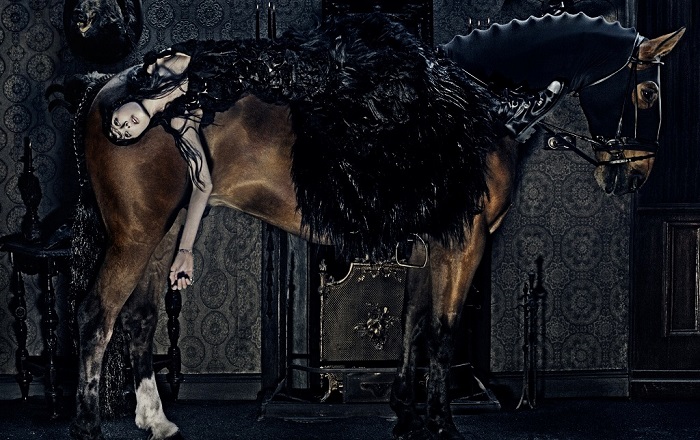 “Alexander McQueen just presented its autumn advertising campaign for Fall/Winter 2014.It was produced in London by Steven Klein and starring Edie Campbell. “
