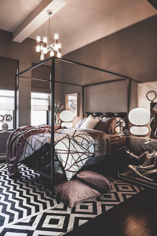 Black Design Inspiration For a Master Bedroom Decor