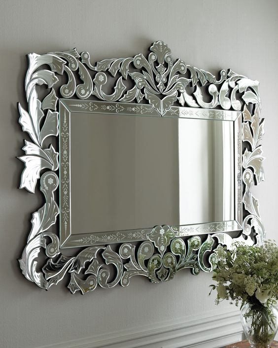 Luxury venetian mirror