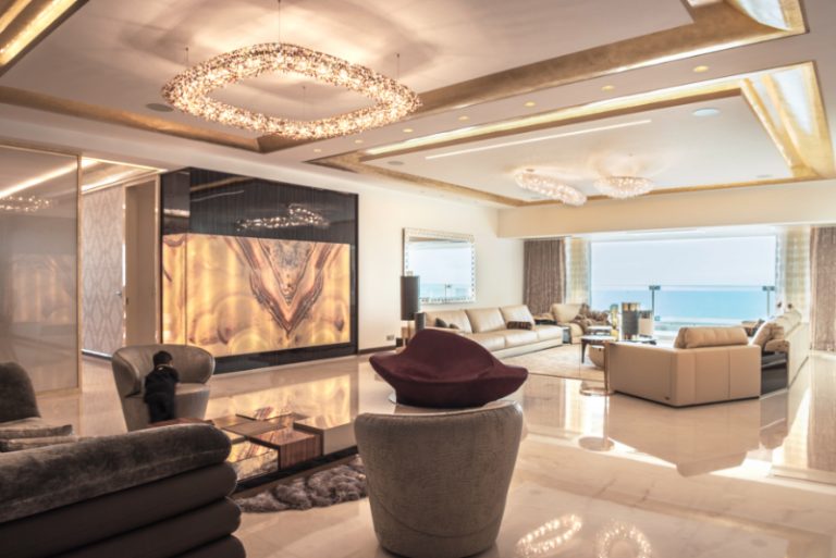 A Luxury Apartment With A Transcendent Deluxe Appeal By ZZ Architects