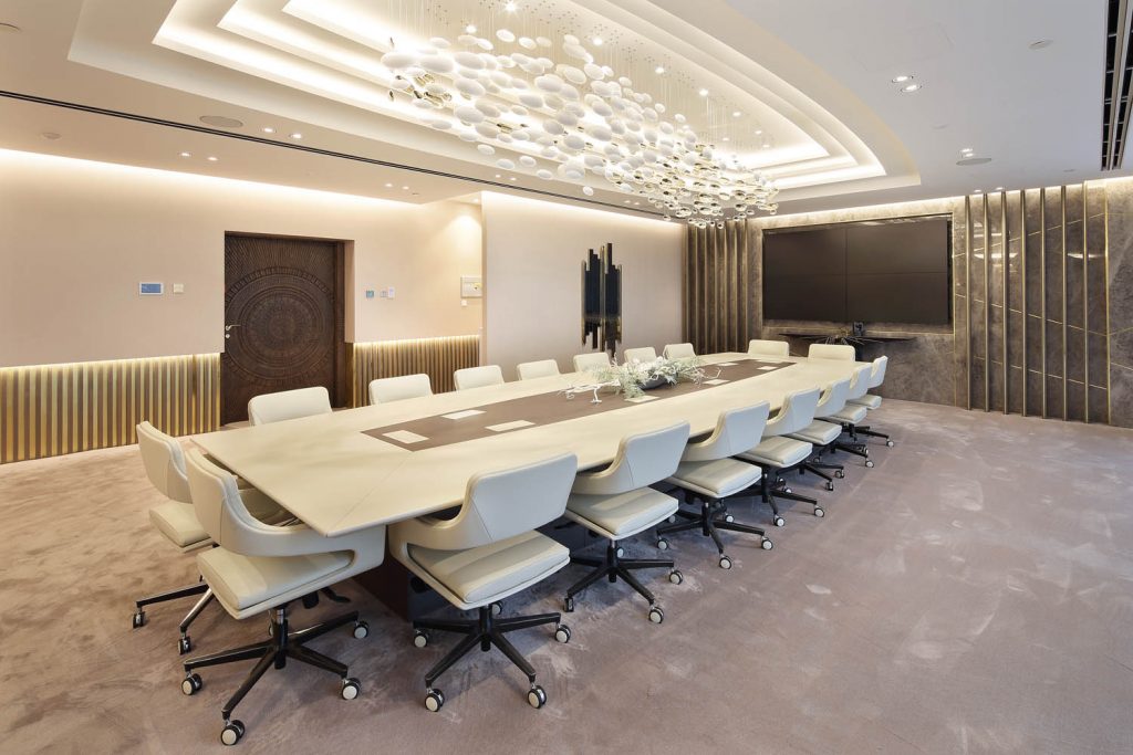 A Luxury And Contemporary Office By Sicilia Shine