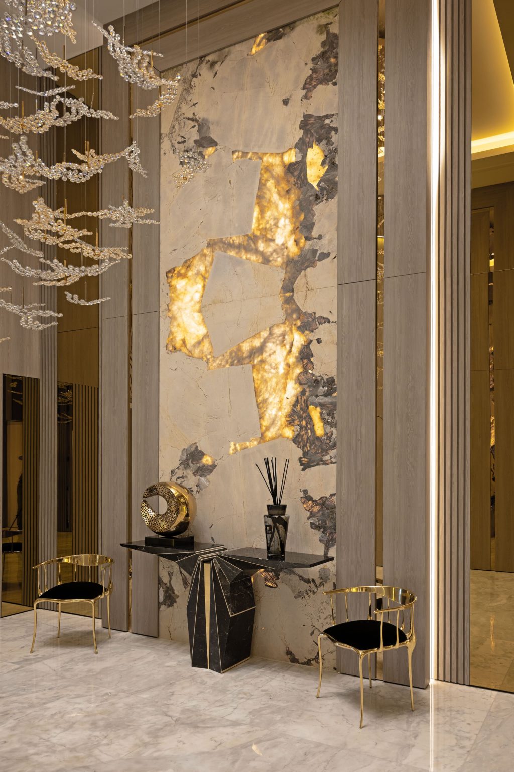 Luxury Interiors: Kabouni Prestigious Residential Project