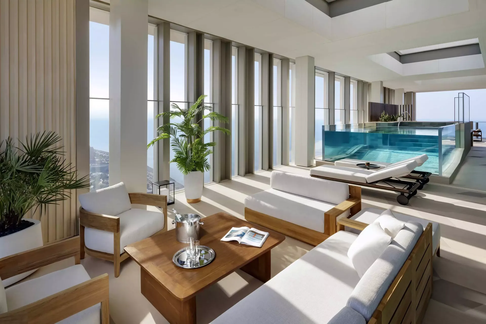 luxury hotel cloud 22