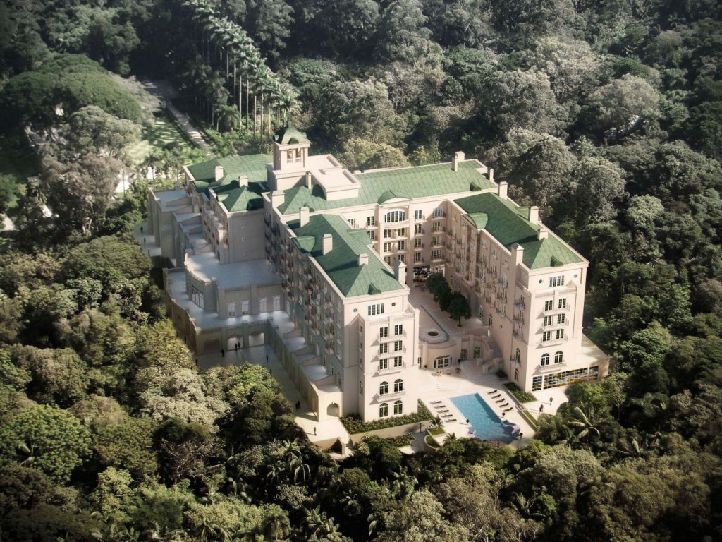 Palácio Tangará hotel aerial view surrounded by Atlantic Forest greenery – melhores hoteis em sao paulo