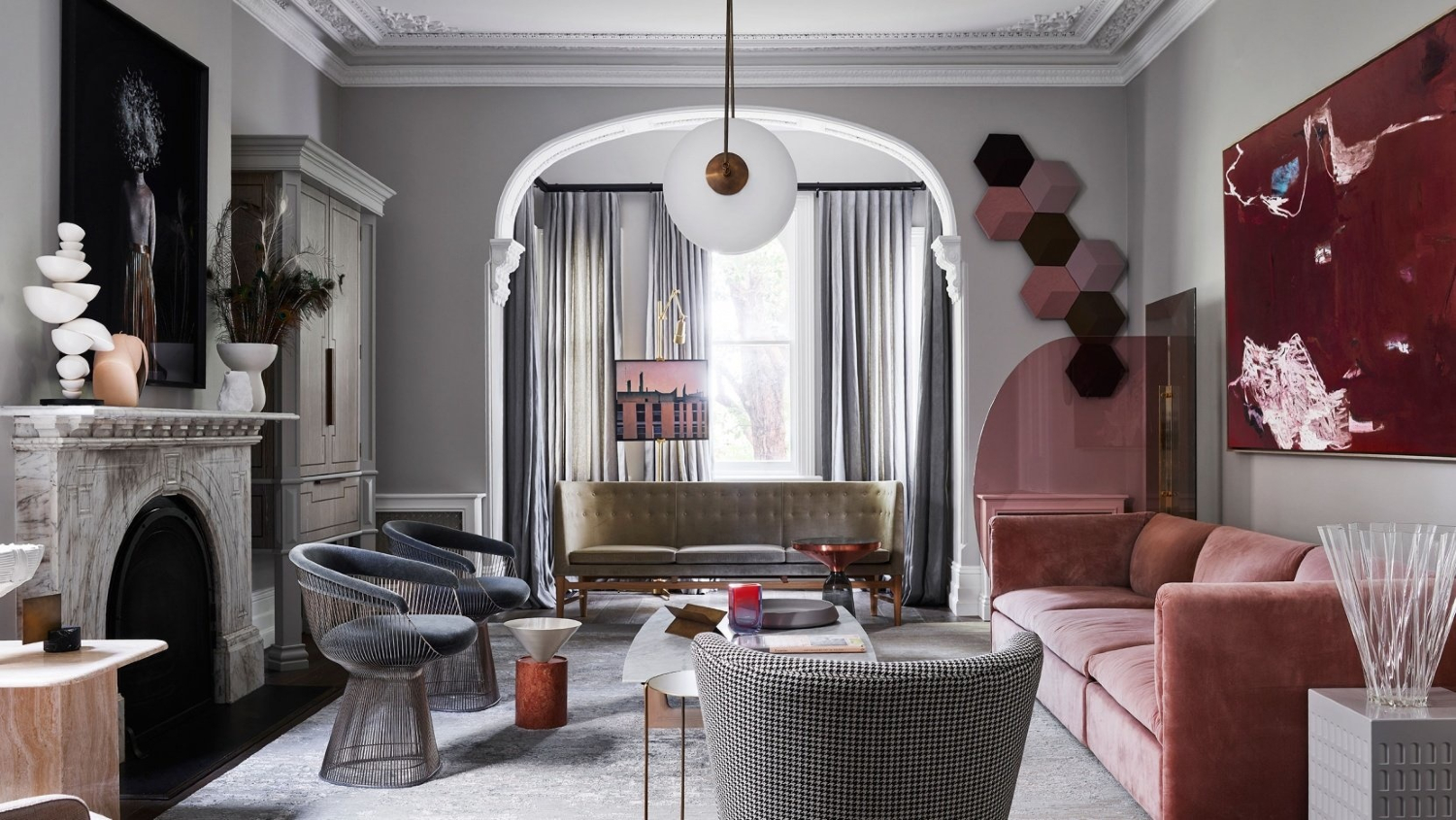 A Luxury Home That Utterly Enhances Its Grand Architectural Heritage