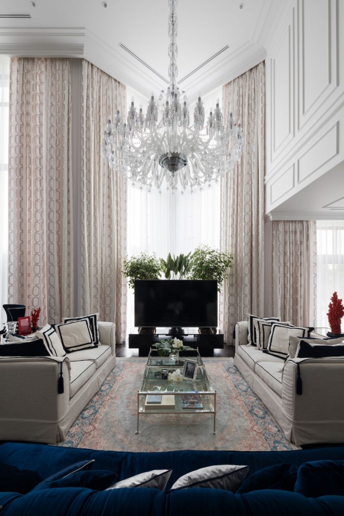 'Sunny Valley' Residence: Spectacular Design by Bolshakov Interiors