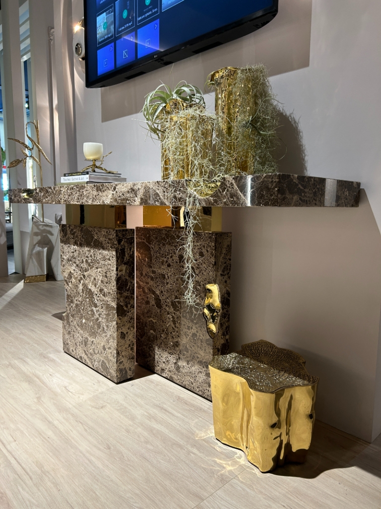 7 Modern Side Tables in Riyadh: Living Room Inspiration طاولات جانبية