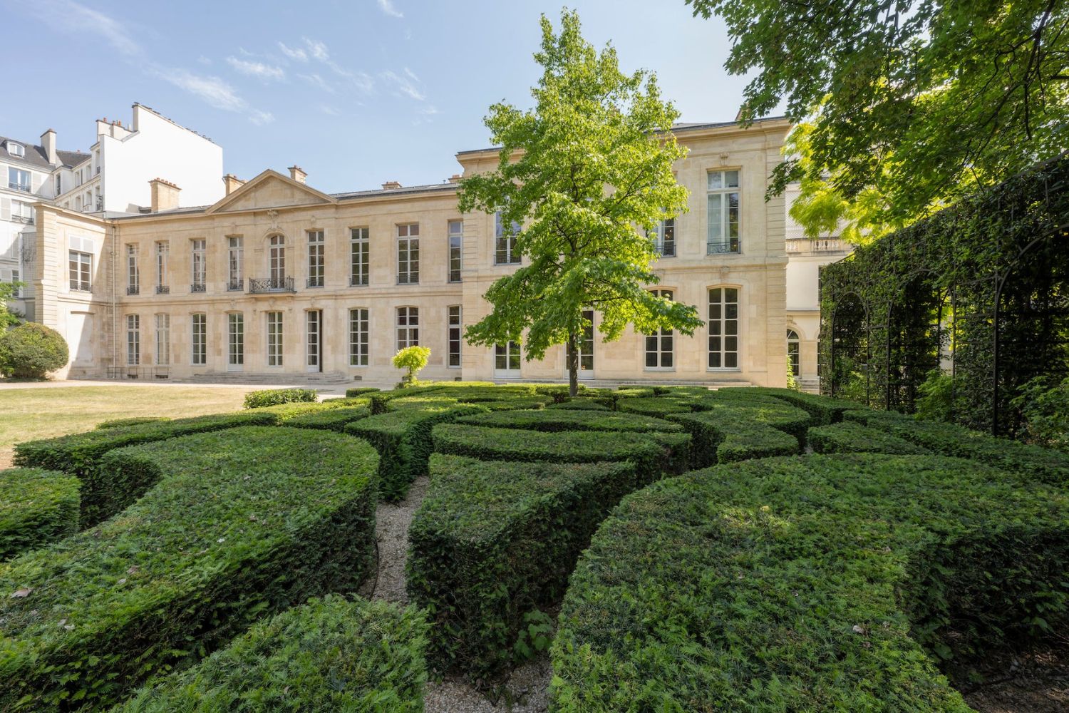 Design Miami/ October 2023: Bonjour Paris!