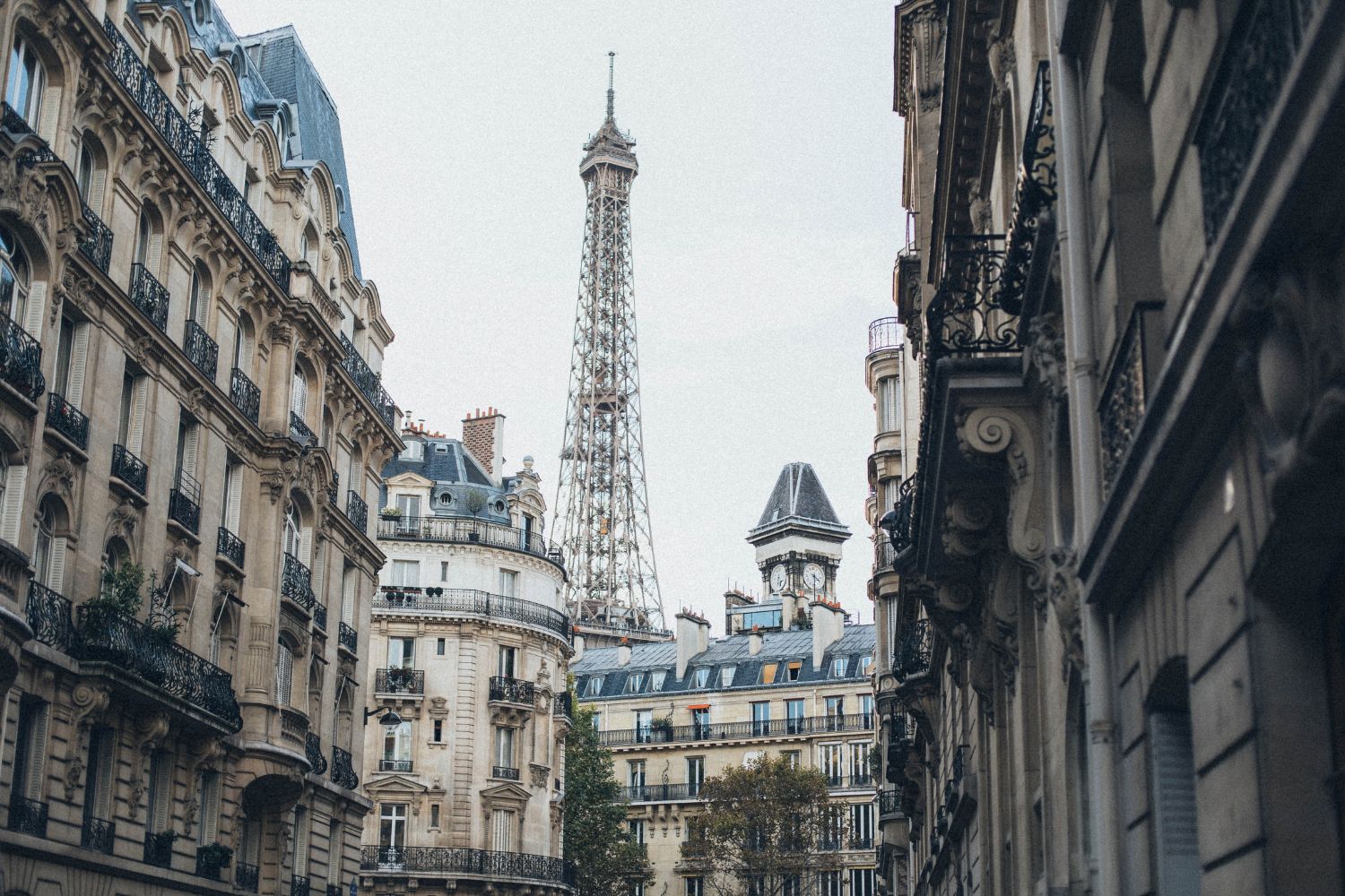 Design Miami/ in Paris: 10 Museum Ready Pieces
