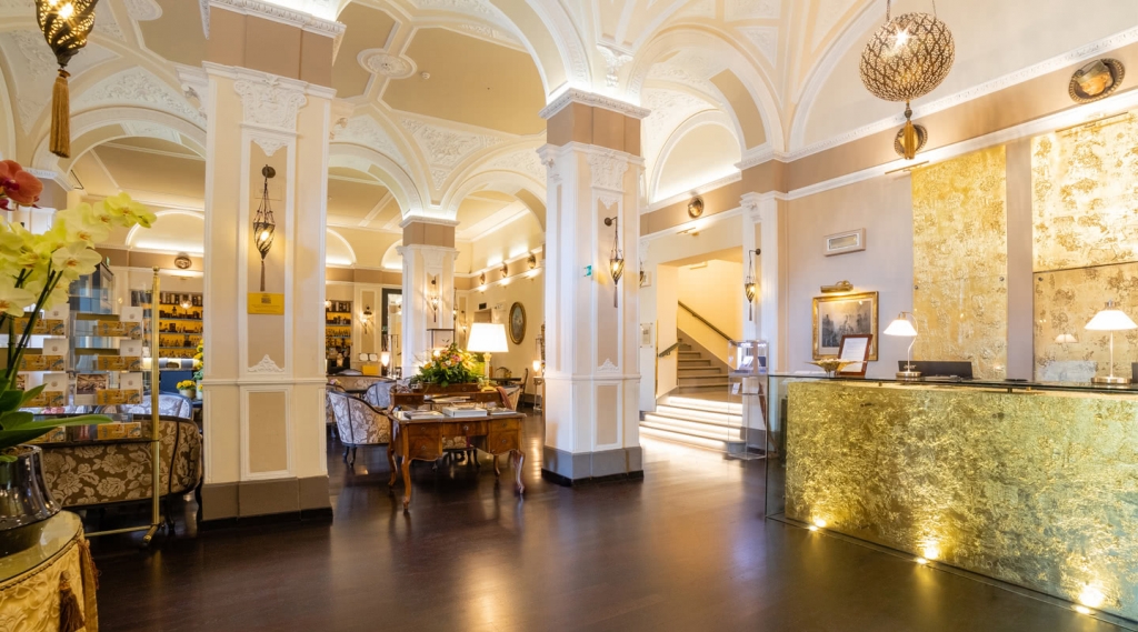 Experience the Grandeur of Hotel Bernini Palace: A Jewel in Florence