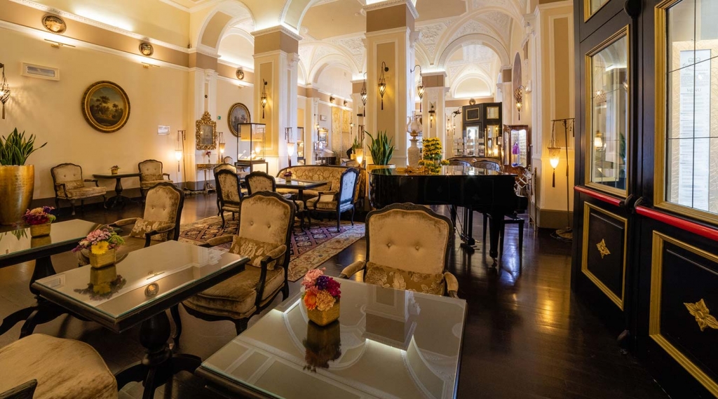Experience the Grandeur of Hotel Bernini Palace: A Jewel in Florence