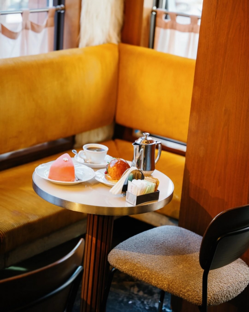 luxury restaurants who you see in Milan Guide