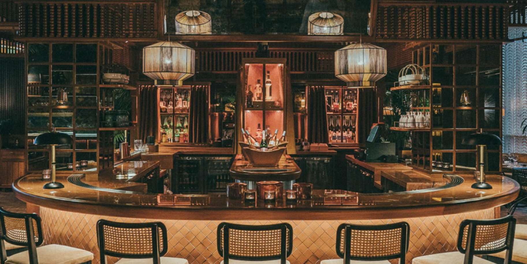 Mimi Kakushi: An Unforgettable Dining Experience in Dubai