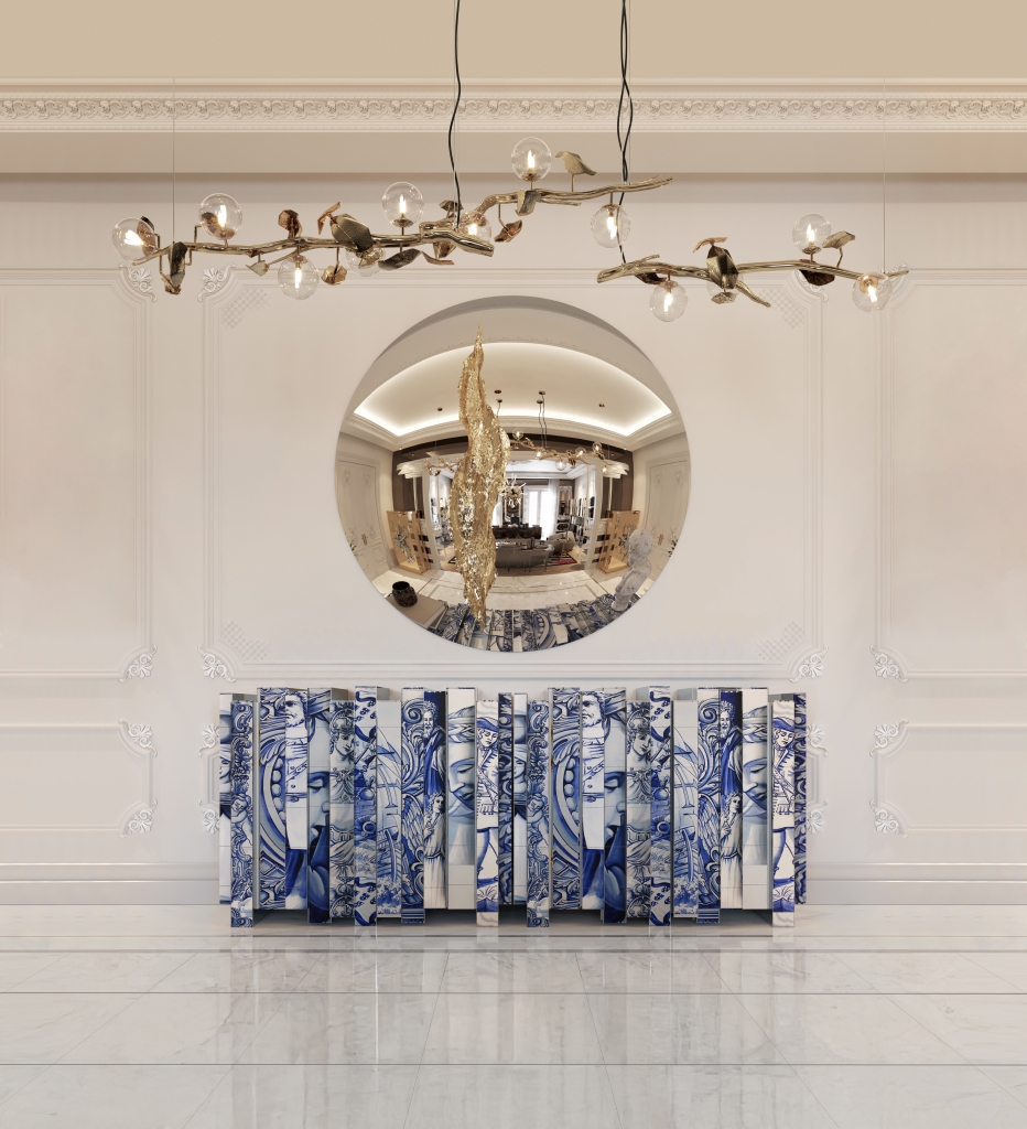 Inspired by classical mythology, the Hera Chandelier features hand-hammered brass leaves that diffuse light with poetic softness. A luminous statement for refined interiors.