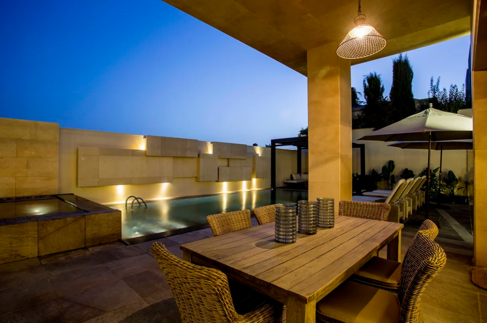 projects by Souramadani House of Design showcasing contemporary luxury and elegance