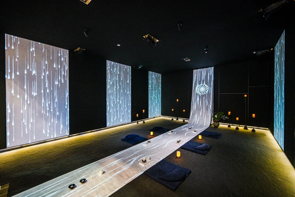 black walls, floor lamps, design shanghai