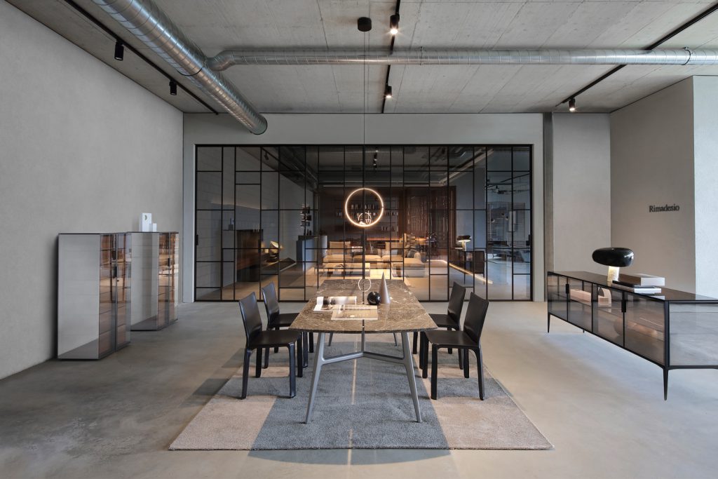Rimadesio dining room decor at Milan Guide