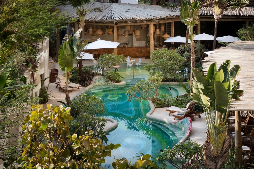 Rosewood Hotel Group luxury hotels showcasing elegant architecture, refined interiors, and exclusive resort environments in iconic global destinations