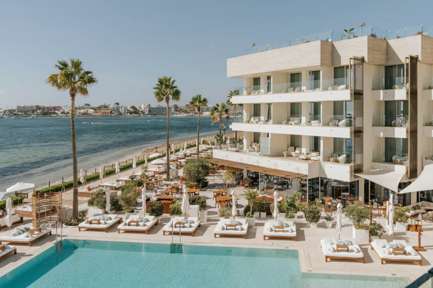 Nobu Hotels: Discover the Most Exclusive Luxury Destinations Around the World