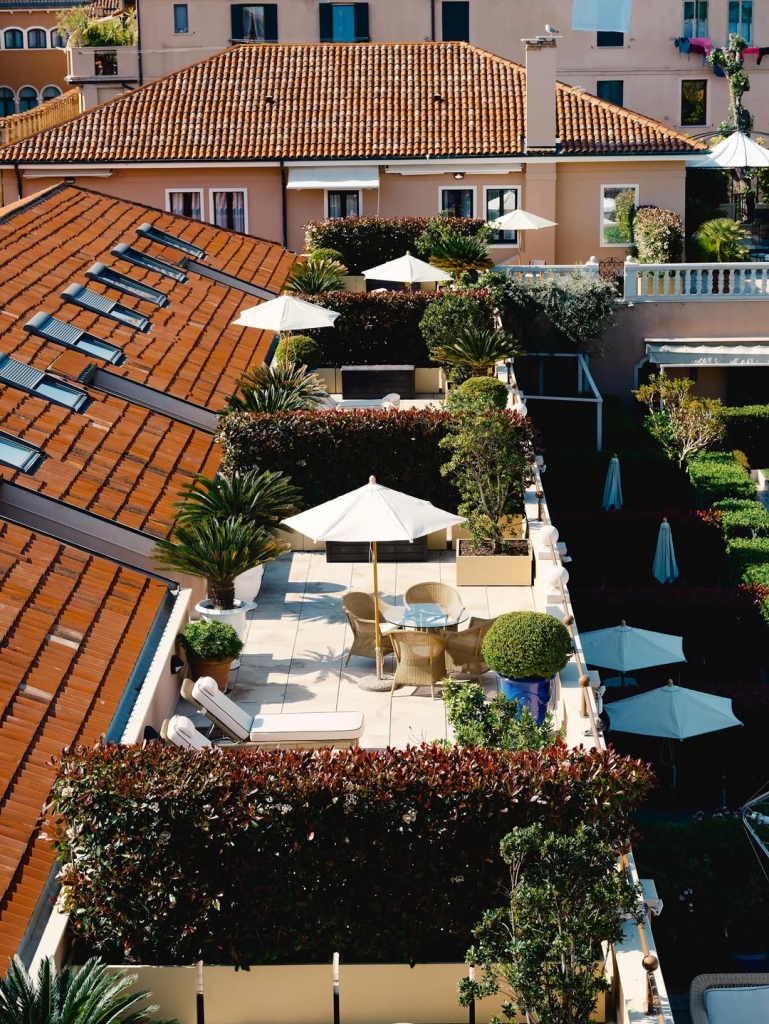 luxury hotel cipriano