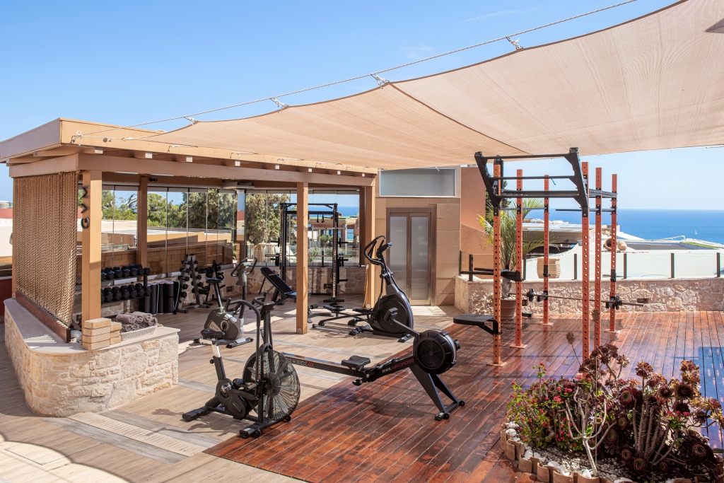 Open air mini gym