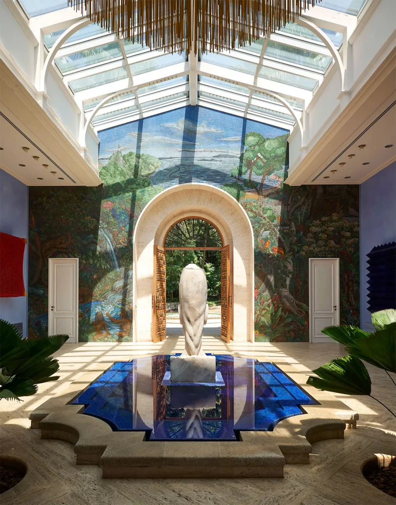 Sig Bergamin and Murilo Lomas interior project in vibrant colors and patterns