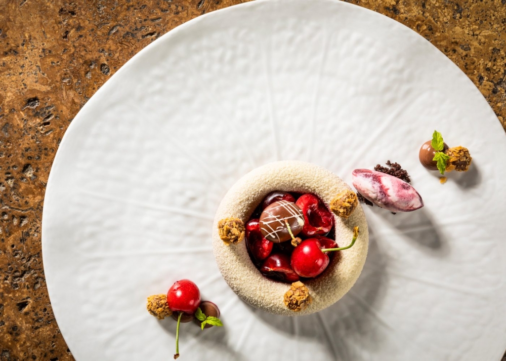 Michelin Experiences in Portugal – Vila Joya dessert dish with cherries, showcasing refined Michelin-starred gastronomy in the Algarve