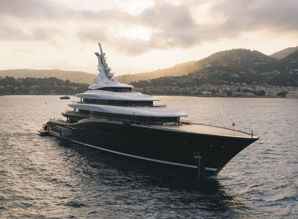luxury yatch design