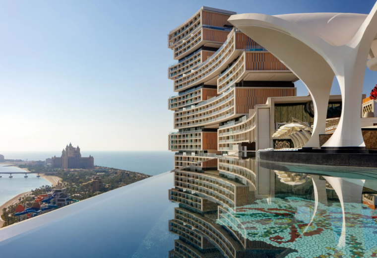 Dubai Architecture: The Laboratory of New Luxury