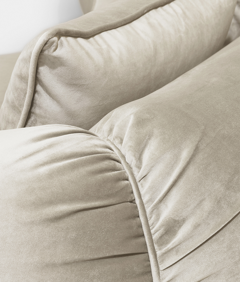 Soleil curved sofa