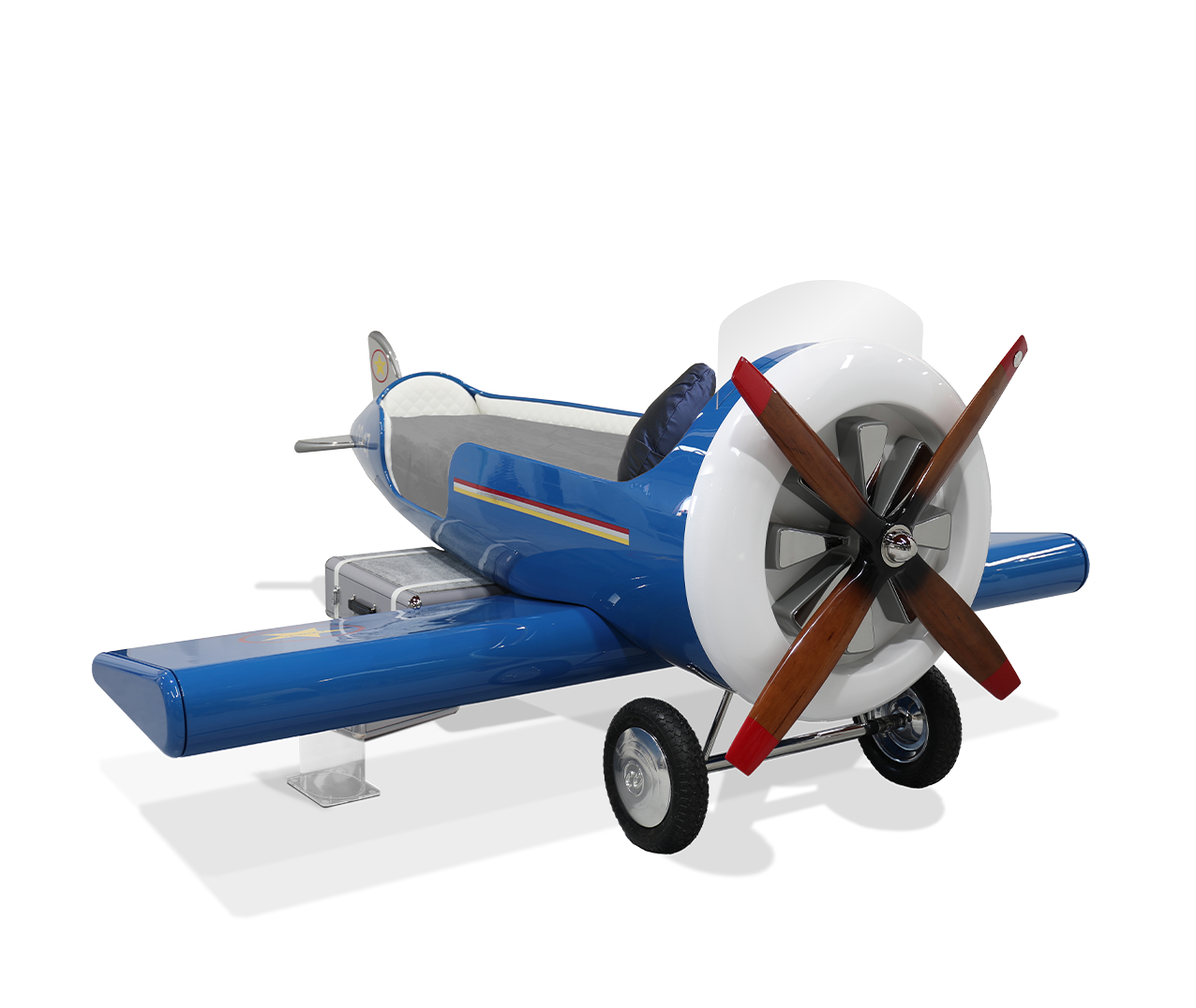 Contemporary sky one plane by Boca do Lobo