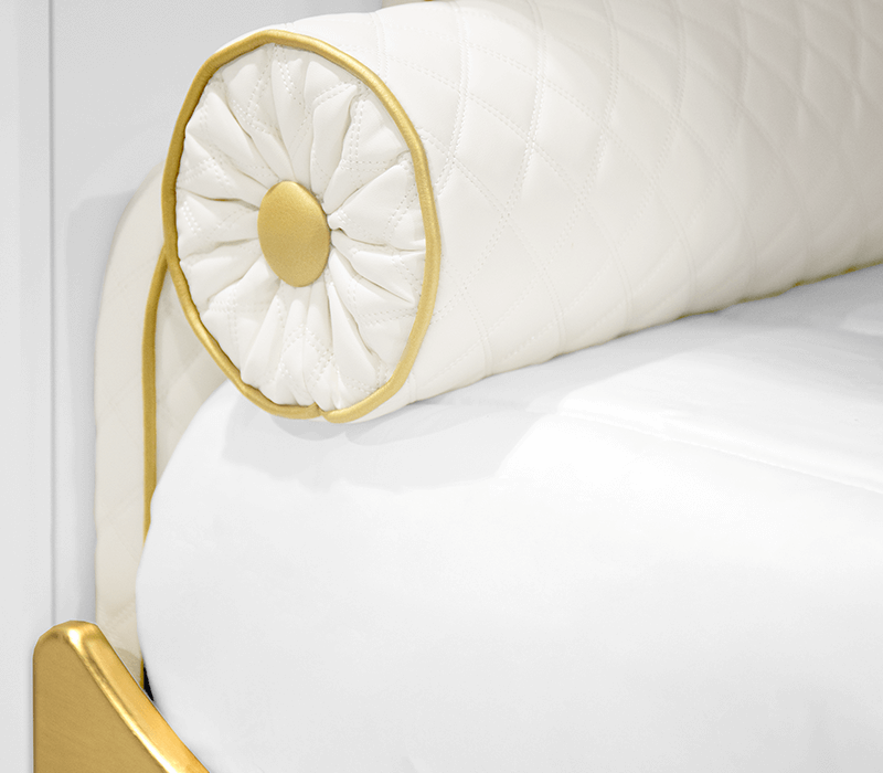 Kings And Queens Castle Bed mobile image 7
