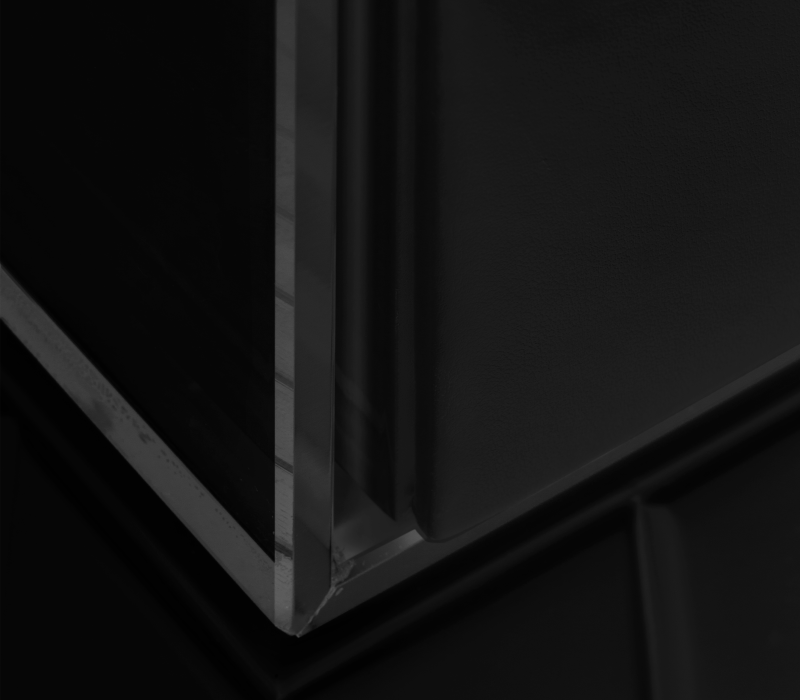Soho Black Console mobile image 3
