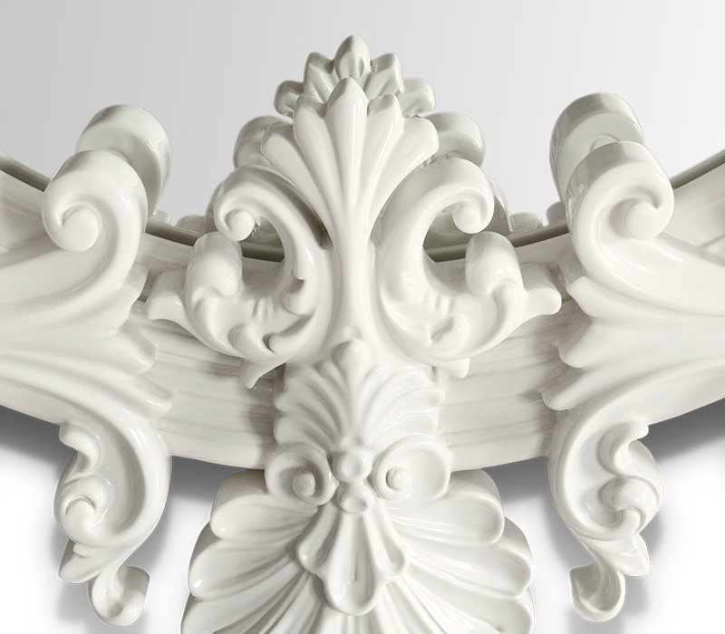 Marie Antoinette White Mirror mobile image 6