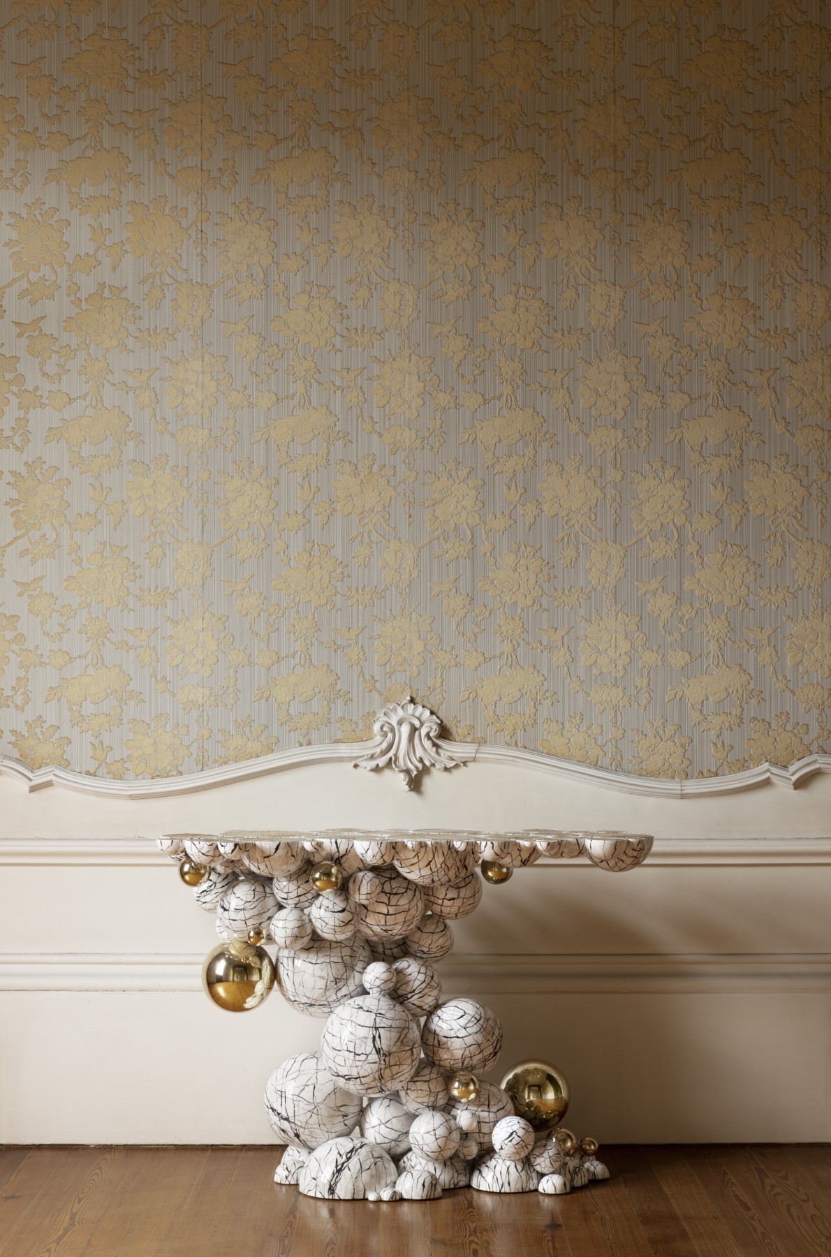 newton faux-marble