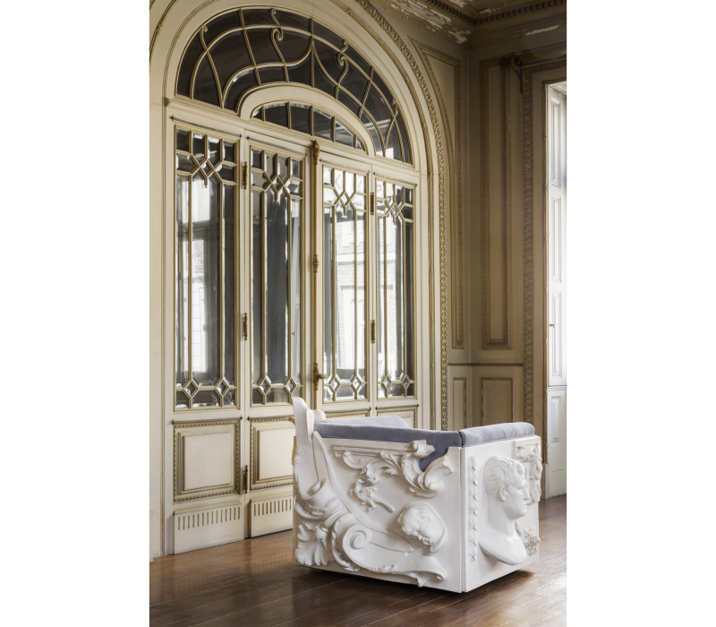 Versailles Armchair mobile image 12