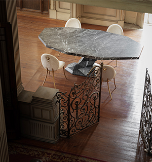 BONSAI DINING TABLE