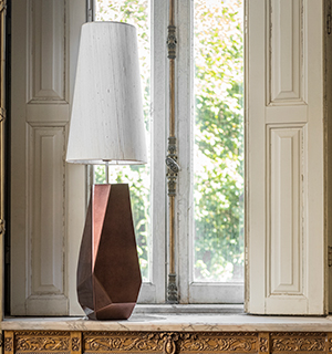 IMPERFECTIO ARMCHAIR